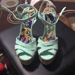 Qupid baby blue heels